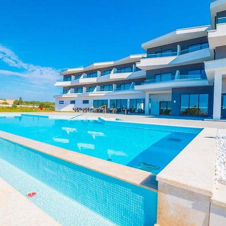 Hotel Delfin Lanterna Tar-Vabriga 외부 사진