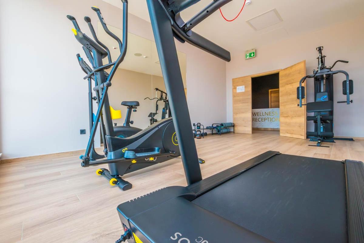 Hotel Delfin Lanterna Tar-Vabriga 외부 사진