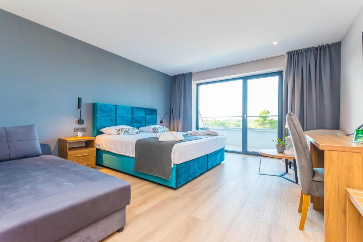 Hotel Delfin Lanterna Tar-Vabriga 외부 사진