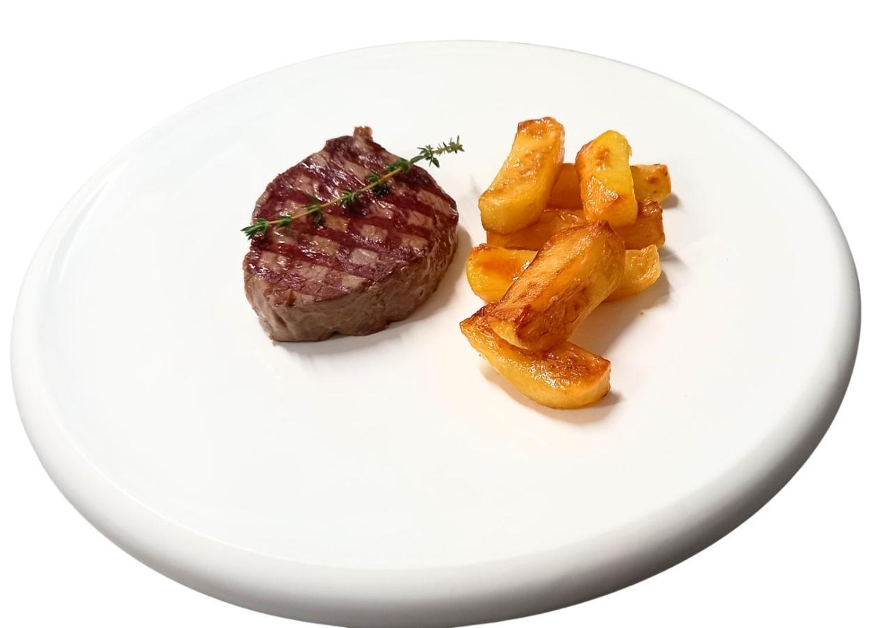 Hotel Delfin Lanterna Tar-Vabriga 외부 사진